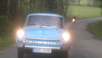 Zavírání šoupátek (spanilá jízda, schůze)